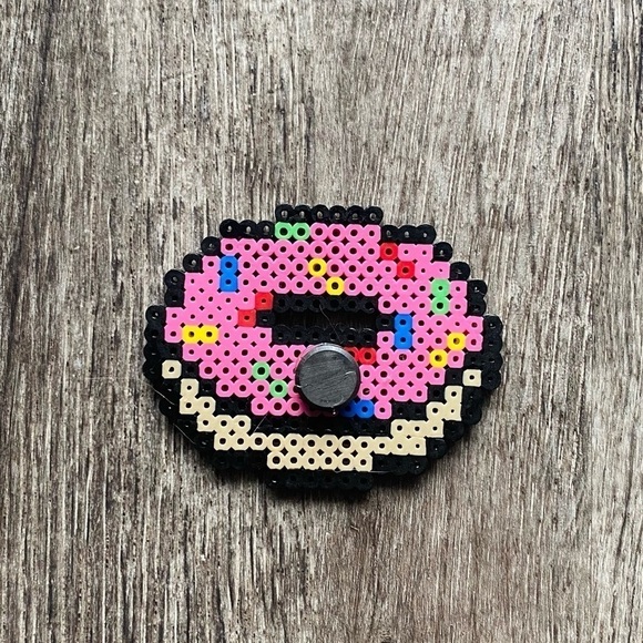 Doughnut Magnet handmade perler beads - Picture 2 of 2